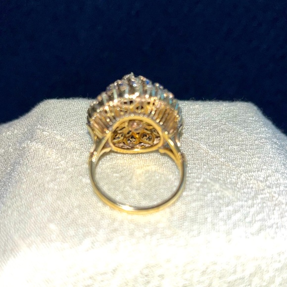 Diamond and Sapphire Ballerina Estate Ring - Picture 9 of 16